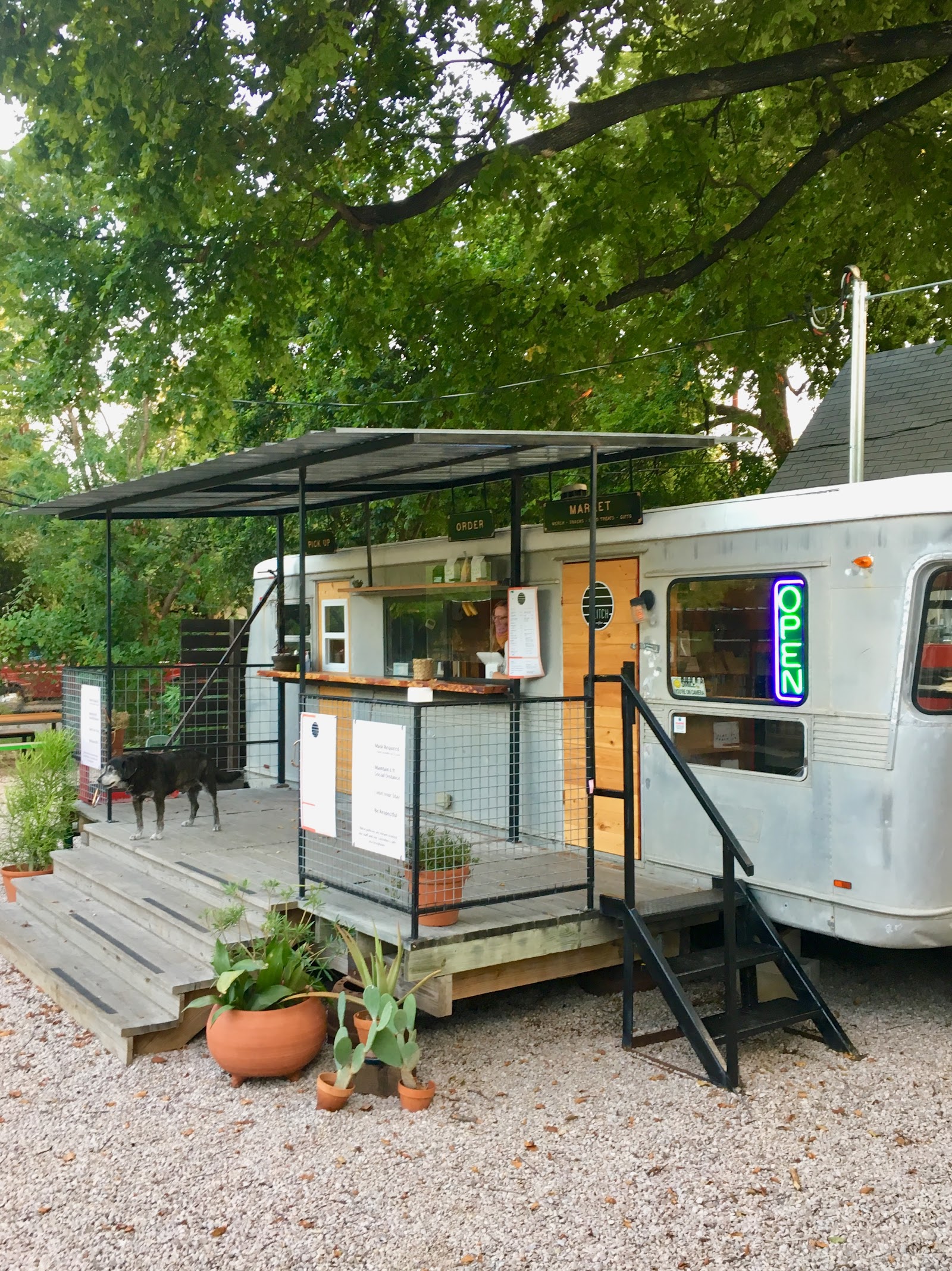 Flitch Coffee 1952 Spartan trailer